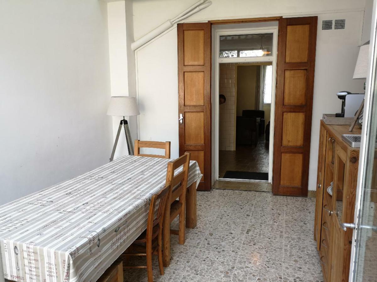 La Maison Bleue Céreste Kültér fotó